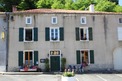 3 Bed. Property, Near Chasseneuil-sur-Bonniere in Charente