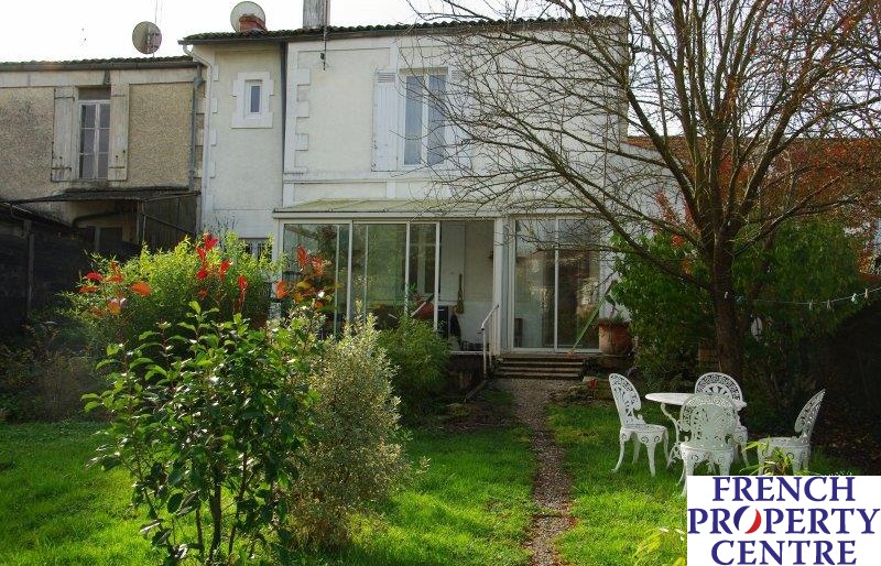French Property for Sale House (near Saintes) in CharenteMaritime, PoitouCharentes