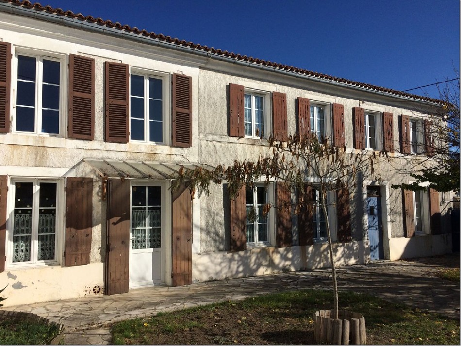 French Property for Sale House (near ST JEAN D ANGELY) in Charente