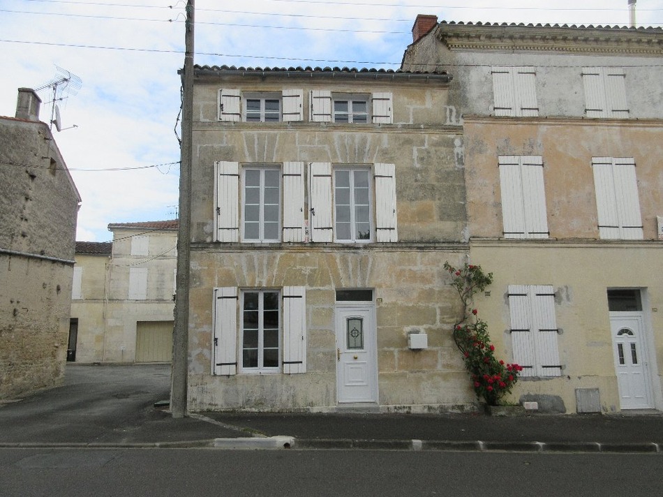 French Property for Sale House (near COGNAC) in Charente, PoitouCharentes