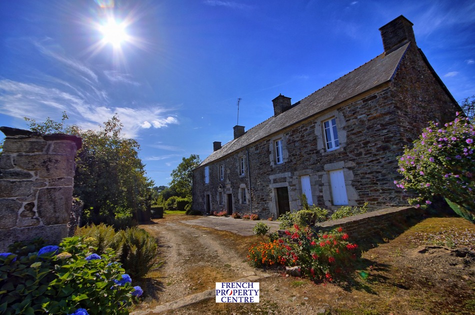 French Property for Sale House (near Loudéac) in Côtesd'Armor, Brittany