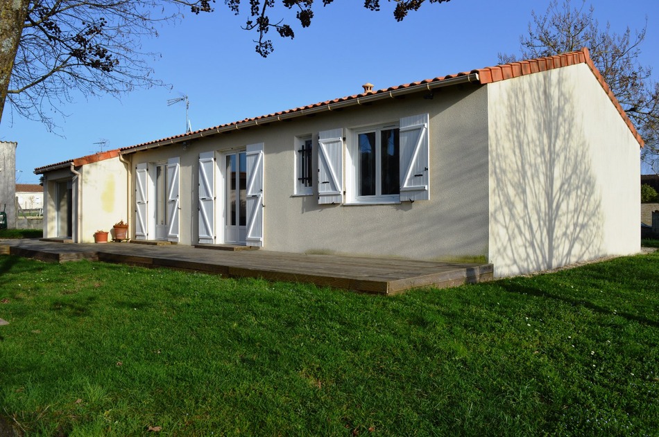French Property for Sale House (near JULIENNE) in Charente, Poitou