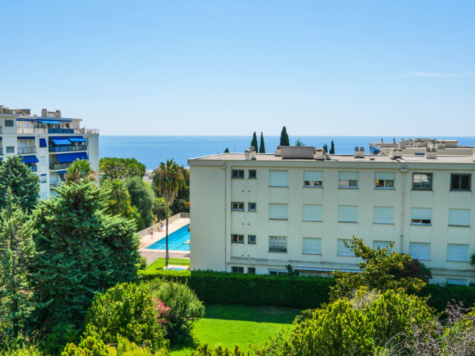 French Property for Sale Apartment (within Nice) in AlpesMaritimes, Côte d'Azur