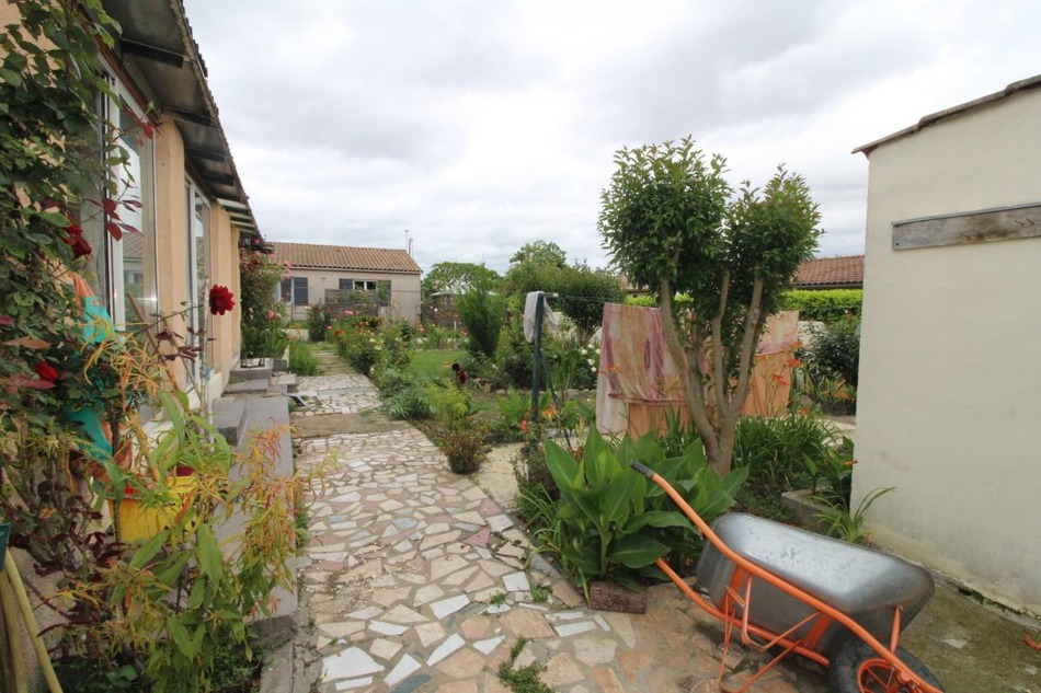 French Property for Sale Villa (near Limoux) in Aude, LanguedocRoussillon