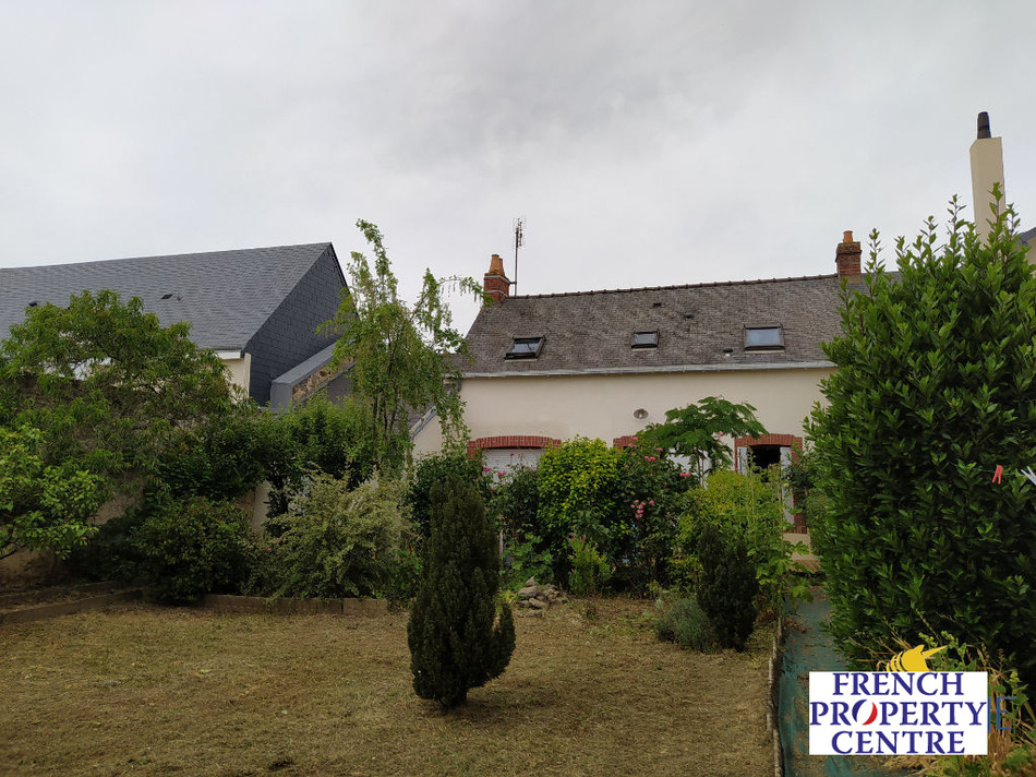 French Property for Sale House (near EVRON) in Mayenne, Loire