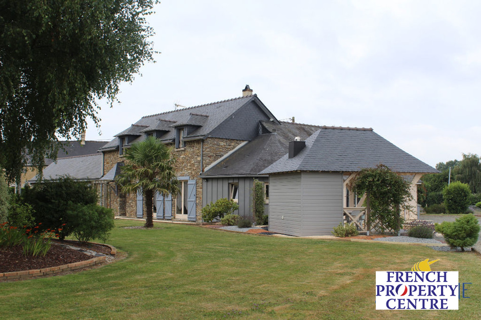 French Property for Sale House (near LAVAL) in Mayenne, Loire