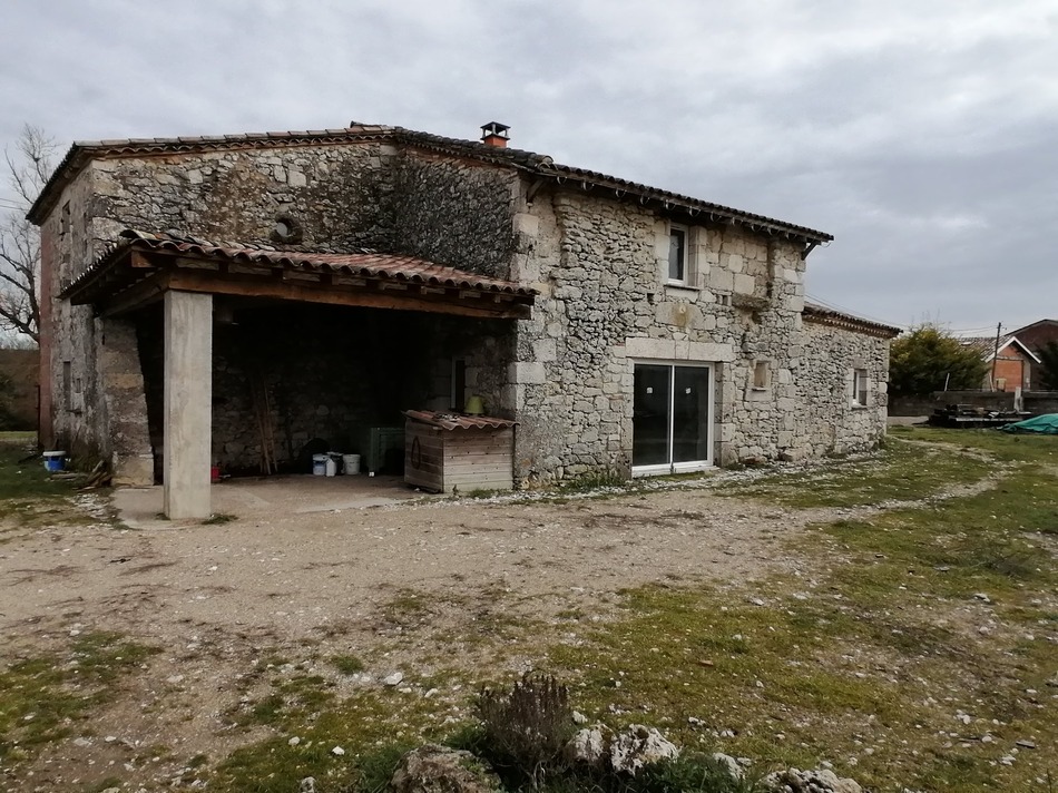 French Property for Sale House (near BourgdeVisa) in