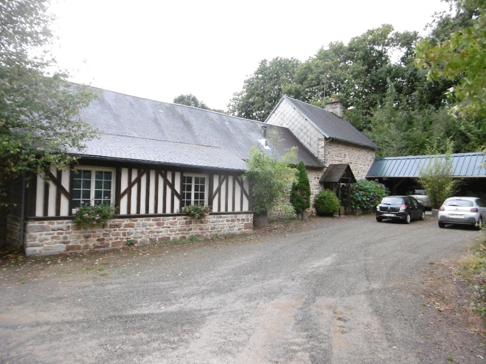 French Property for Sale House (near MORTAIN BOCAGE) in Manche, Normandy