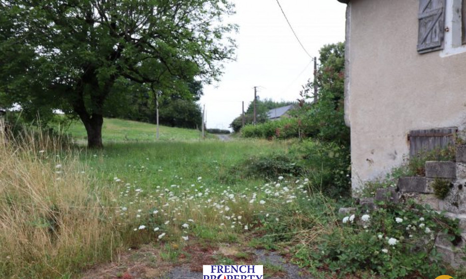 French Property for Sale Property (near Goulles) in Corrèze, Limousin