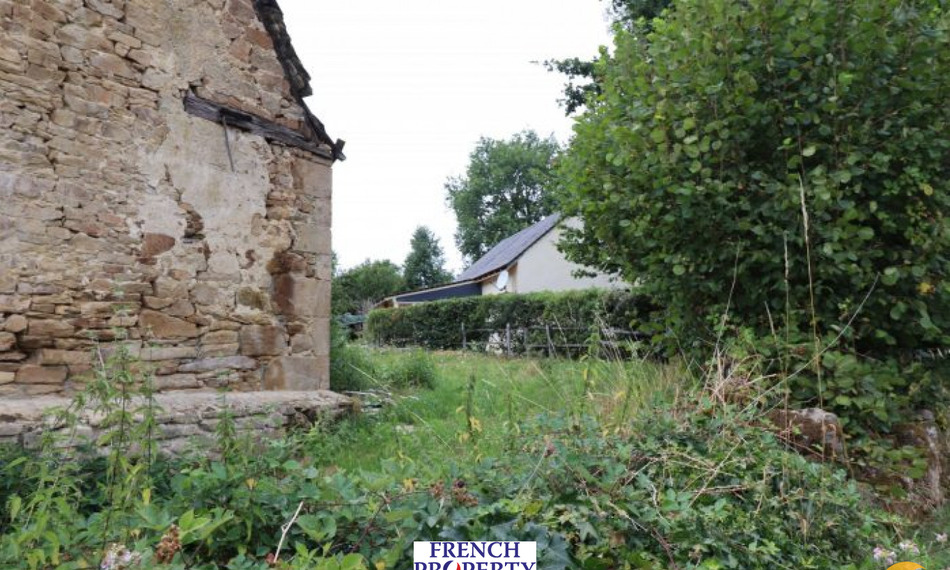 French Property for Sale Property (near Goulles) in Corrèze, Limousin