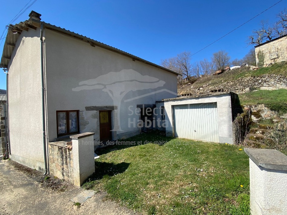 French Property for Sale House (near SAINT HIPPOLYTE) in Aveyron, Midi