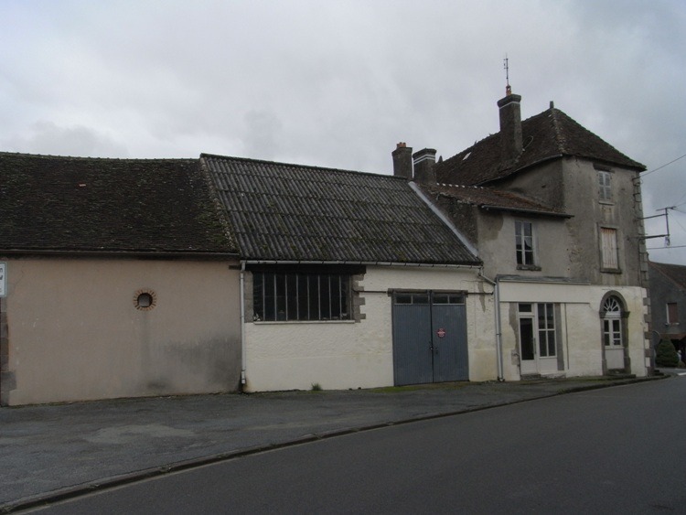 French Property for Sale House (10km from MagnacLaval) in Haute