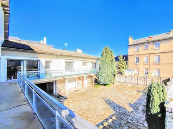 Property Main Photo
