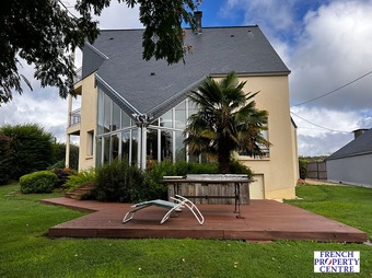Property Main Photo