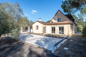 Property Main Photo