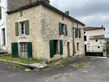 House, In Beaulieu sur sonnette in Charente