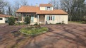6 Bed. House, Near SAINT SATURNIN in Charente