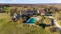 8 Bed. Property, Near Salignac-Eyvigues in Dordogne