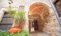 12 Bed. House, Near CORDES-SUR-CIEL in Tarn