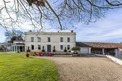15 Bed. House, Near COGNAC in Charente