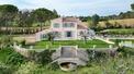 5 Bed. Property, Near Aix-en-Provence in Bouches-du-Rhône