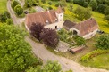10 Bed. House, Near BIO in Lot