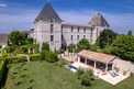 4 Bed. Chateau, Near Saussignac in Dordogne