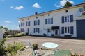 8 Bed. Property, Near ORADOUR SUR VAYRE in Haute-Vienne