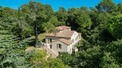 7 Bed. Property, Near Aix-en-Provence in Bouches-du-Rhône