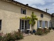 5 Bed. Property, Near Beauvais-sur-Matha in Charente-Maritime