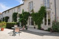 15 Bed. Property, Near AULNAY in Charente-Maritime
