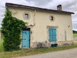 2 Bed. Property, Near Maupr&eacute;voir in Vienne