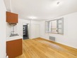 1 Bed. Property, Near Aix-en-Provence in Bouches-du-Rh&ocirc;ne